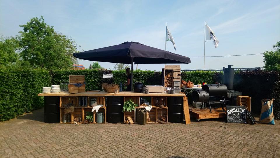 bbq steigerhouten buffet
